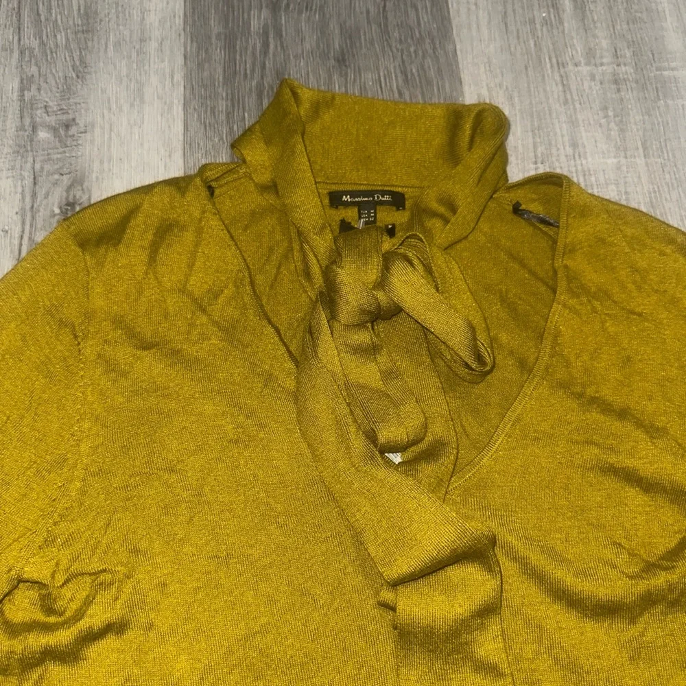 Massimo Dutti Mustard Long Sleeve Blouse - Picture 3 of 5